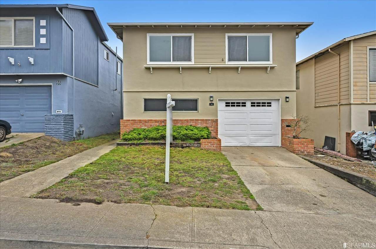 92 Ridgefield Avenue - Photo 1