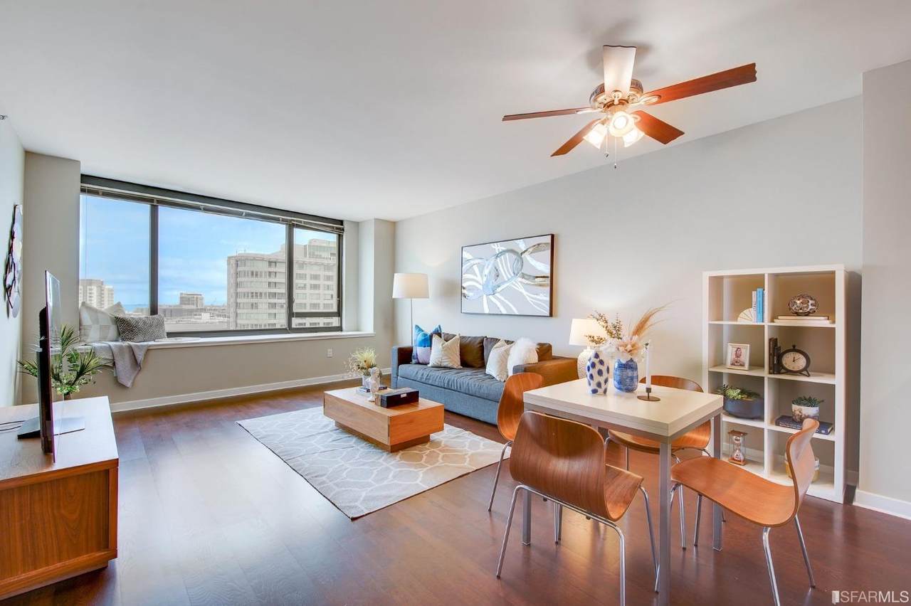 260 King Street - Photo 1