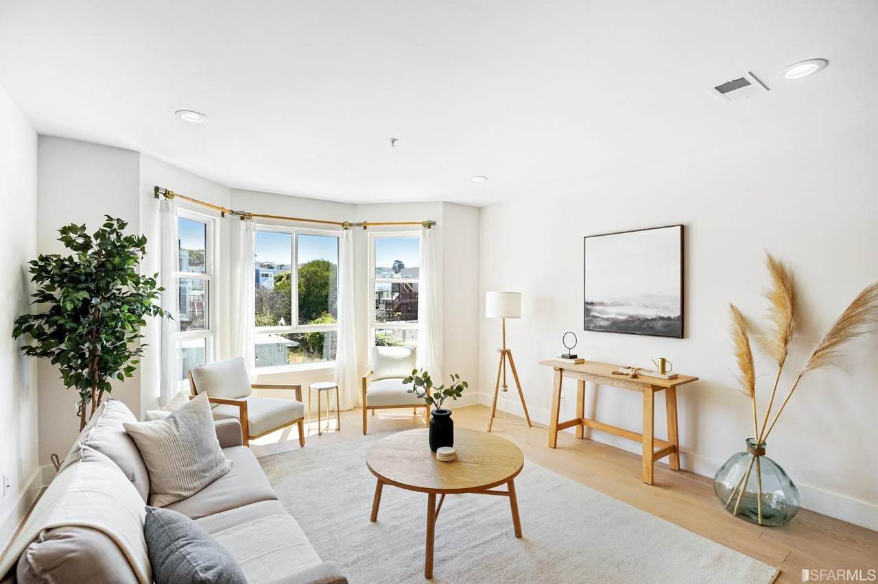 1117 Ocean Avenue - Photo 1