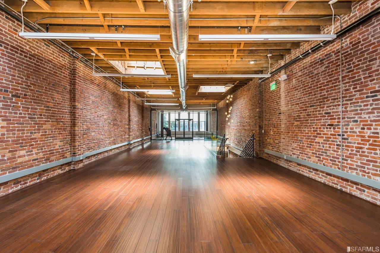 667 Howard Street - Photo 1