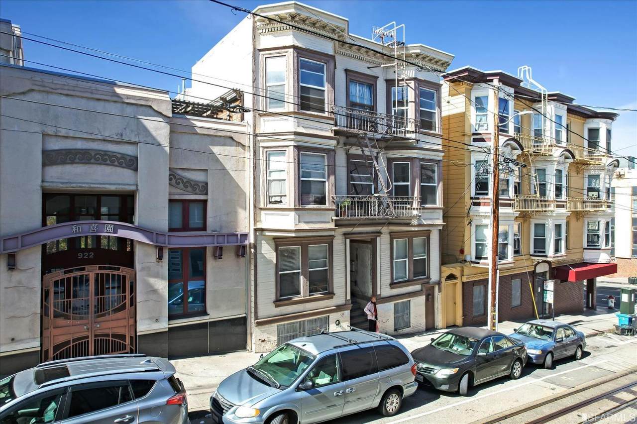 912 Jackson Street - Photo 1