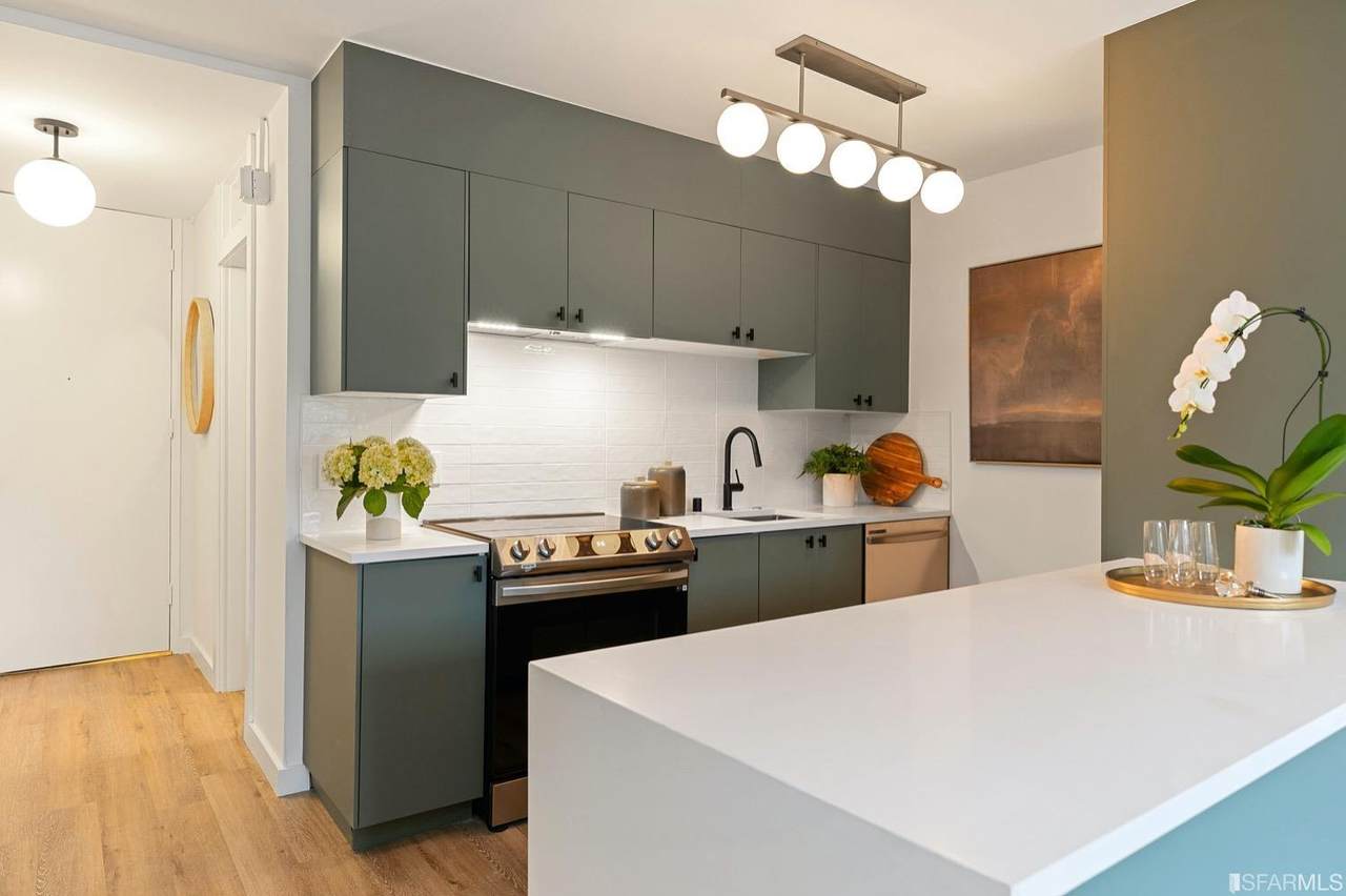 1001 Pine Street - Photo 1
