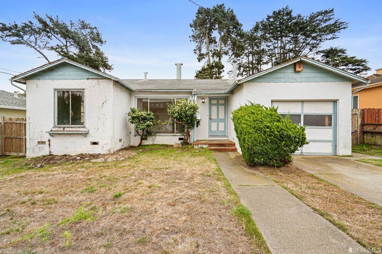 539 Macarthur Drive - Photo 1