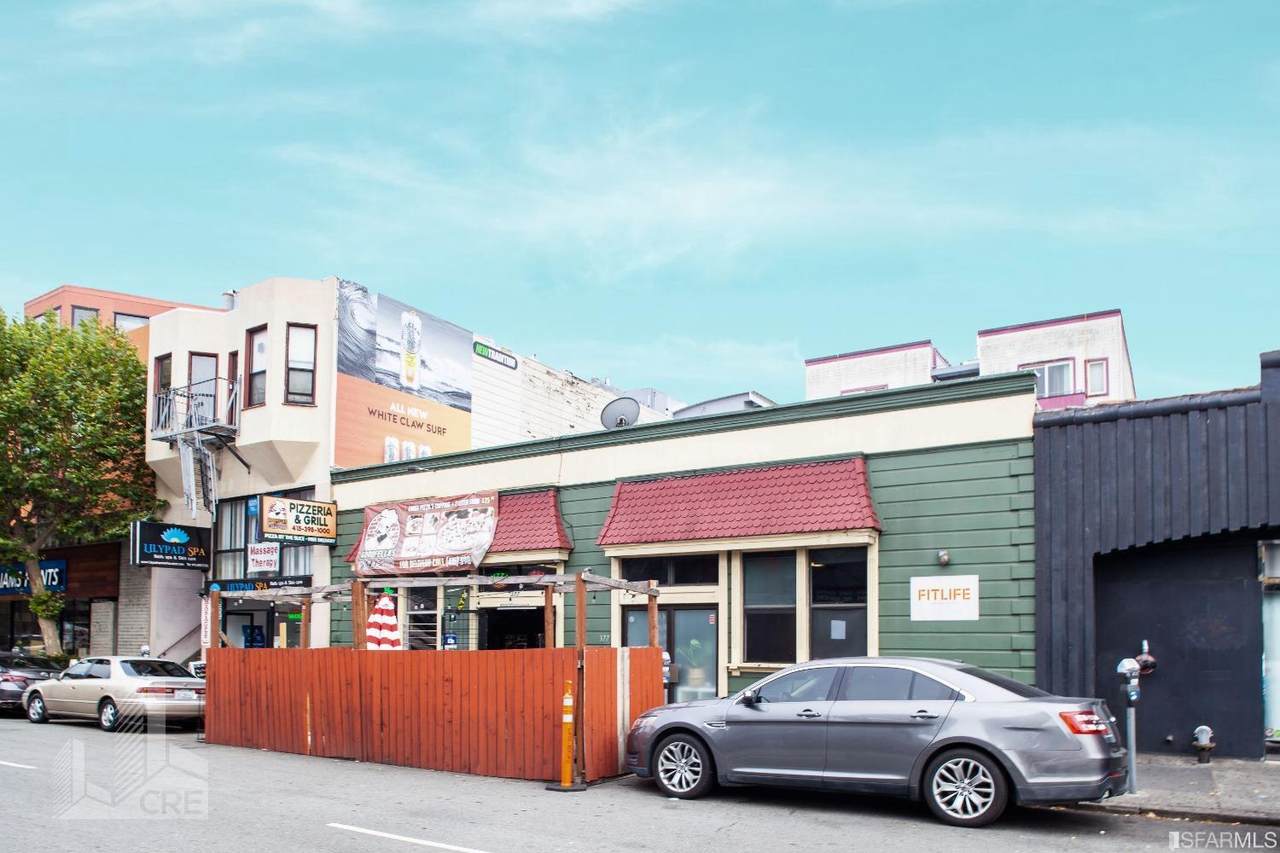 377 Bay Street - Photo 1