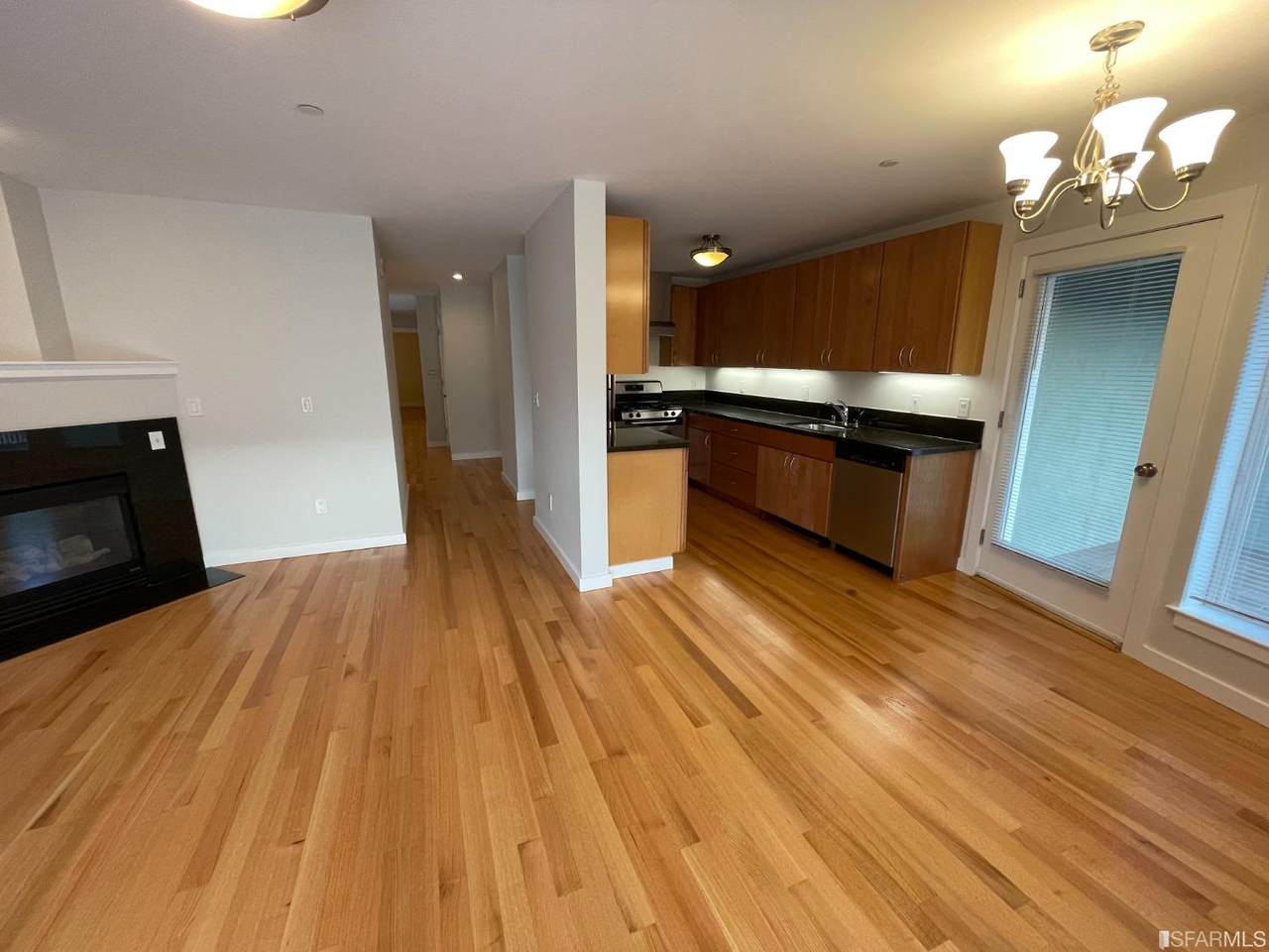 1638 Larkin Street - Photo 1