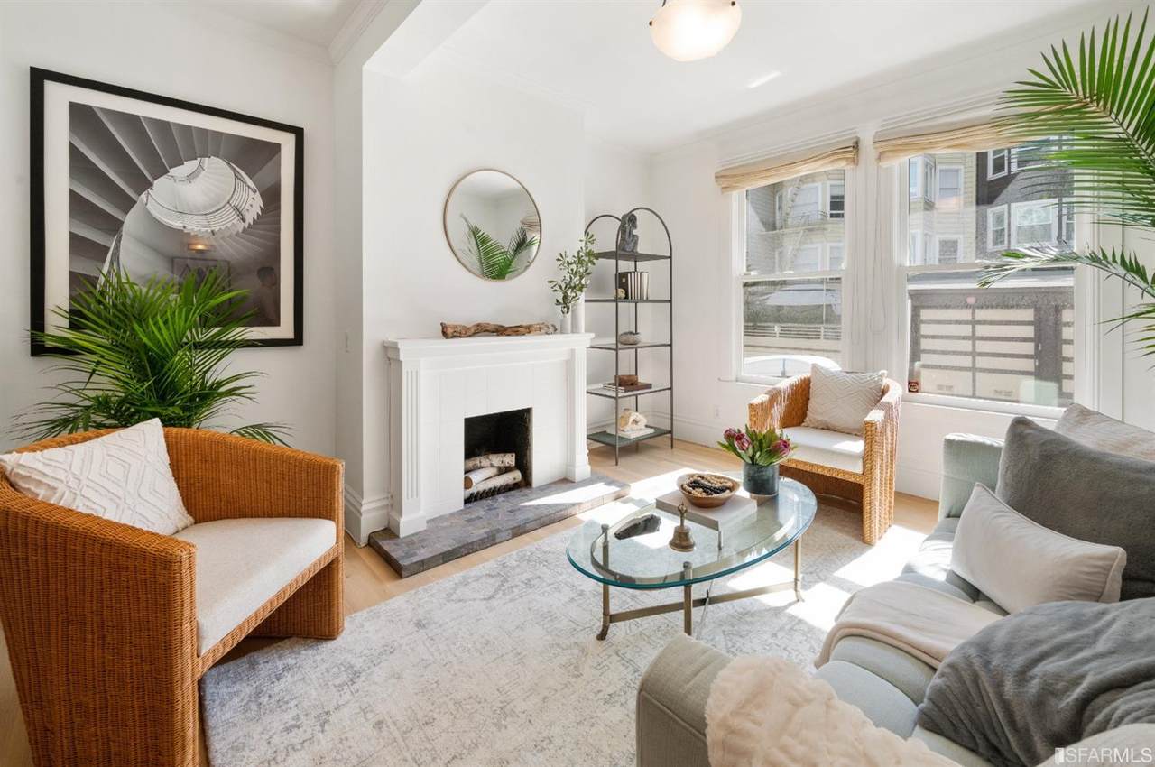 52 Pleasant Street - Photo 1