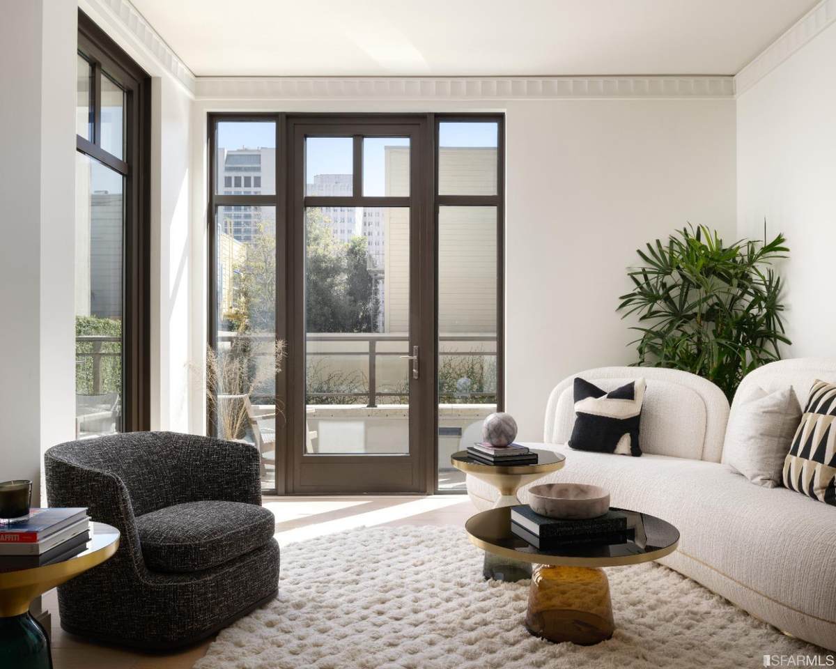 875 California Street - Photo 1