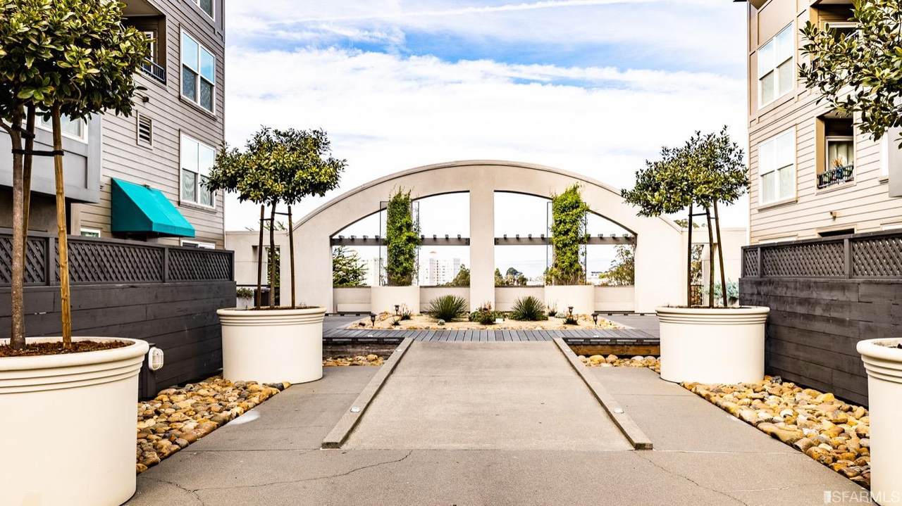 8400 Oceanview Terrace - Photo 1