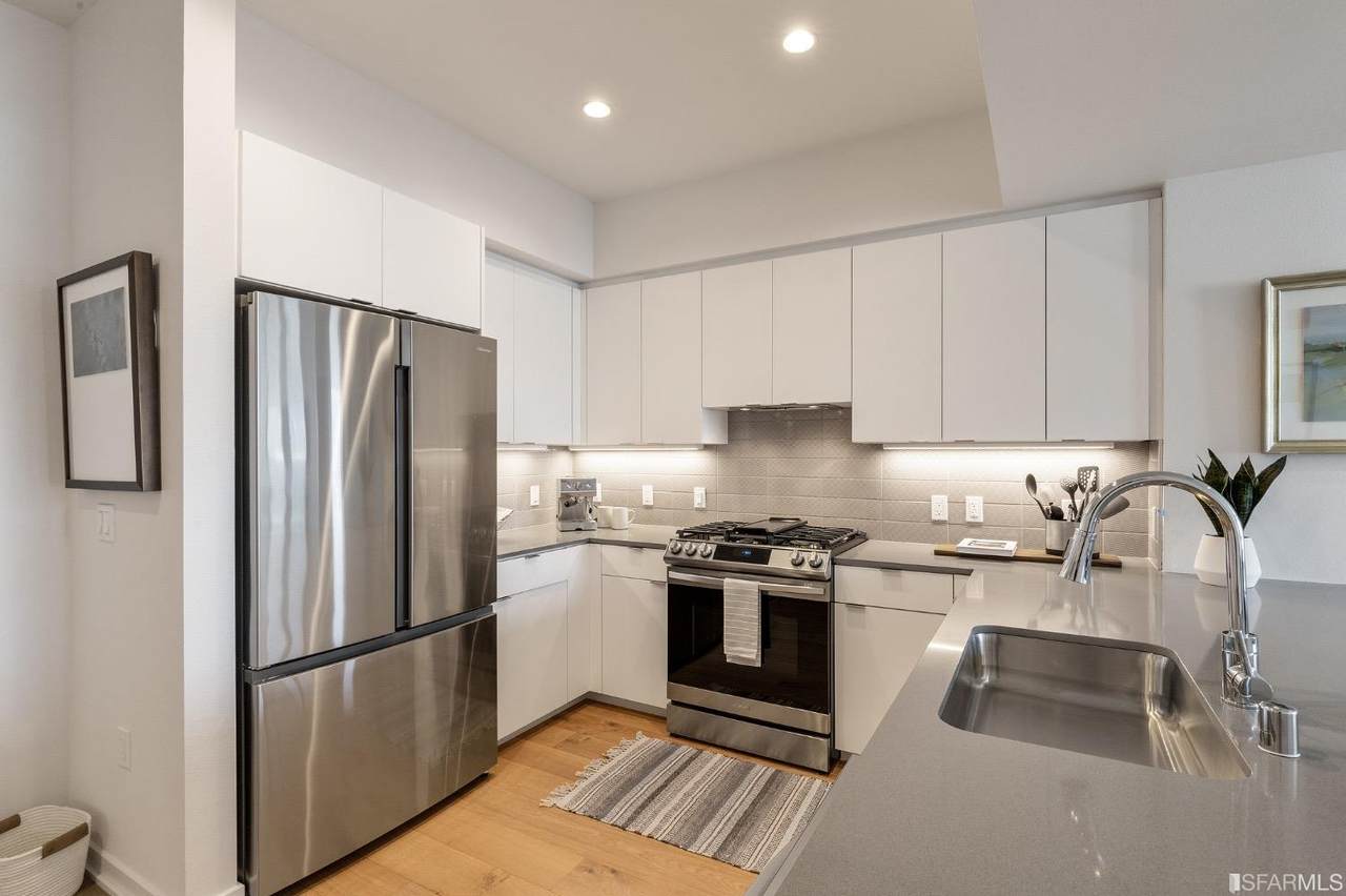 200 Linden Avenue - Photo 1