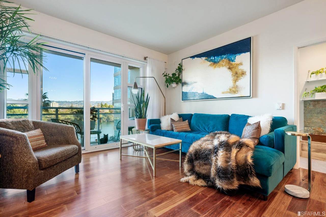 1 Lakeside Drive - Photo 1