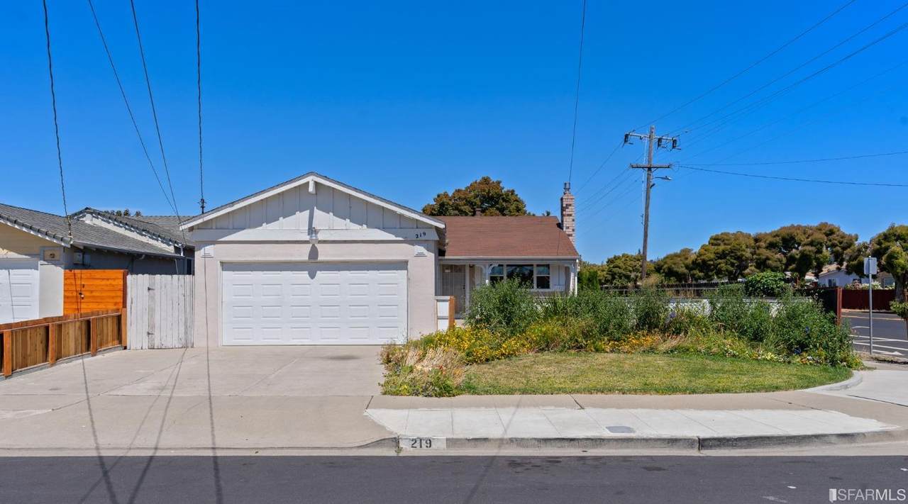 219 Cooper Avenue - Photo 1