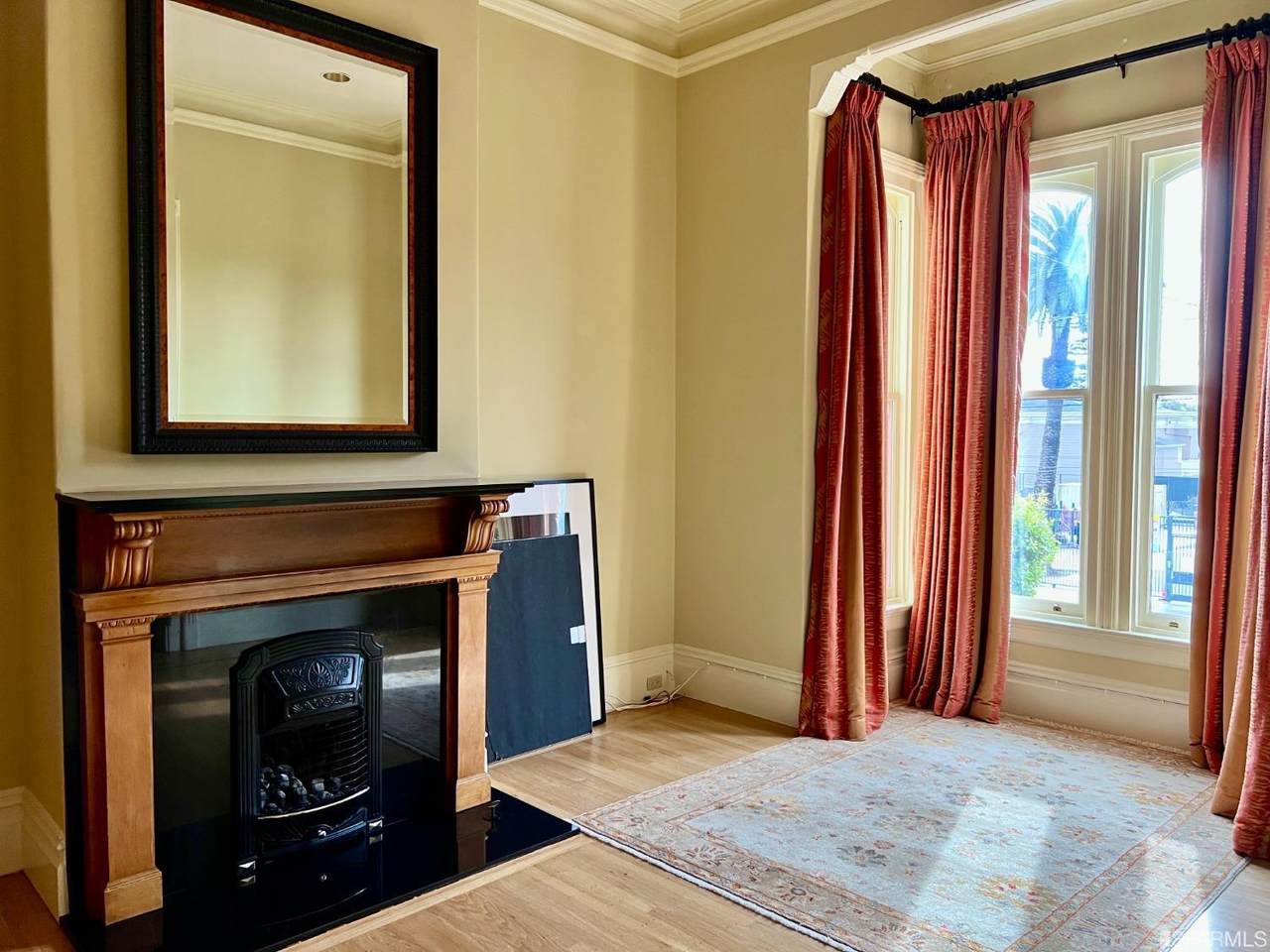 2712 California Street - Photo 1