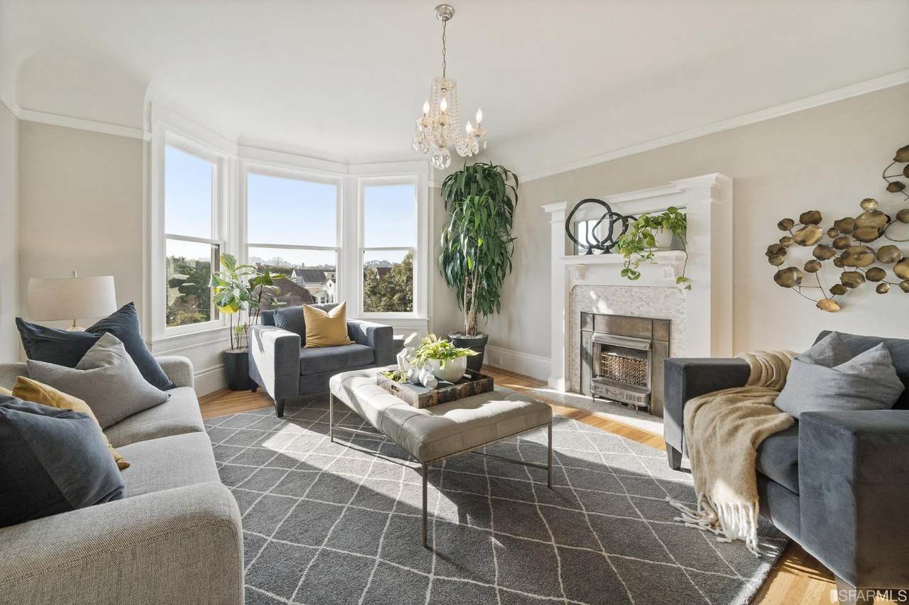 522 Lake Street - Photo 1