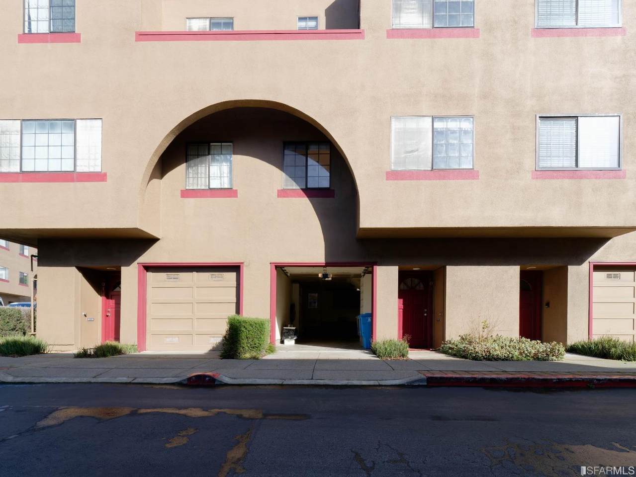 605 Dorado Terrace - Photo 1