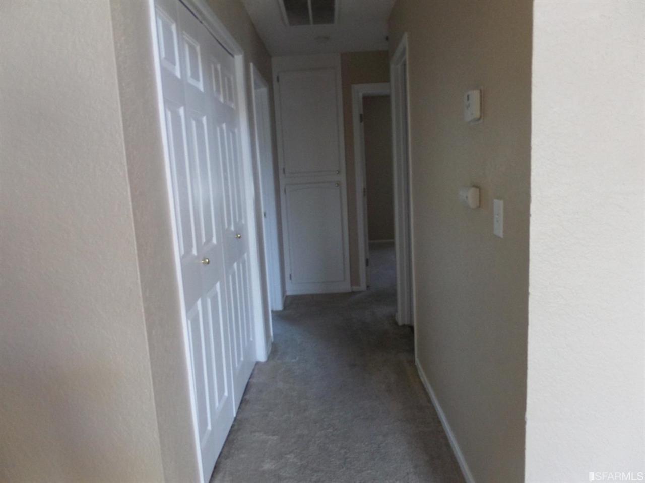 225 Pennsylvania Avenue - Photo 1