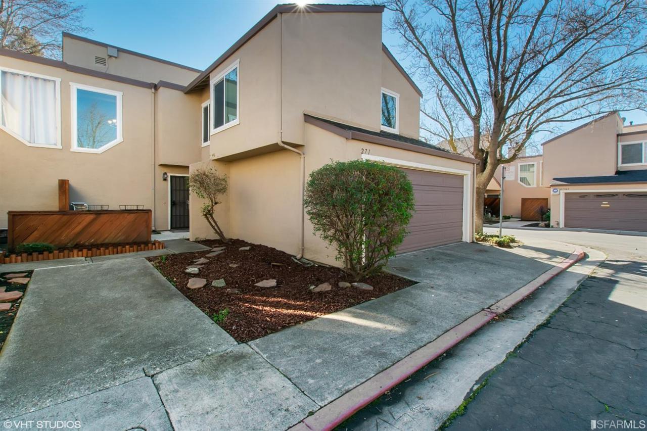 271 Rosewood Court - Photo 1