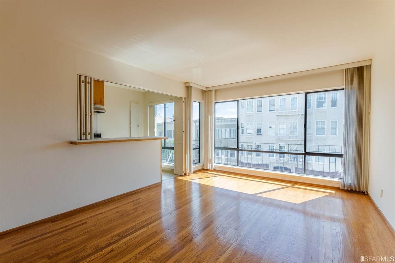 3121 Broderick Street - Photo 1