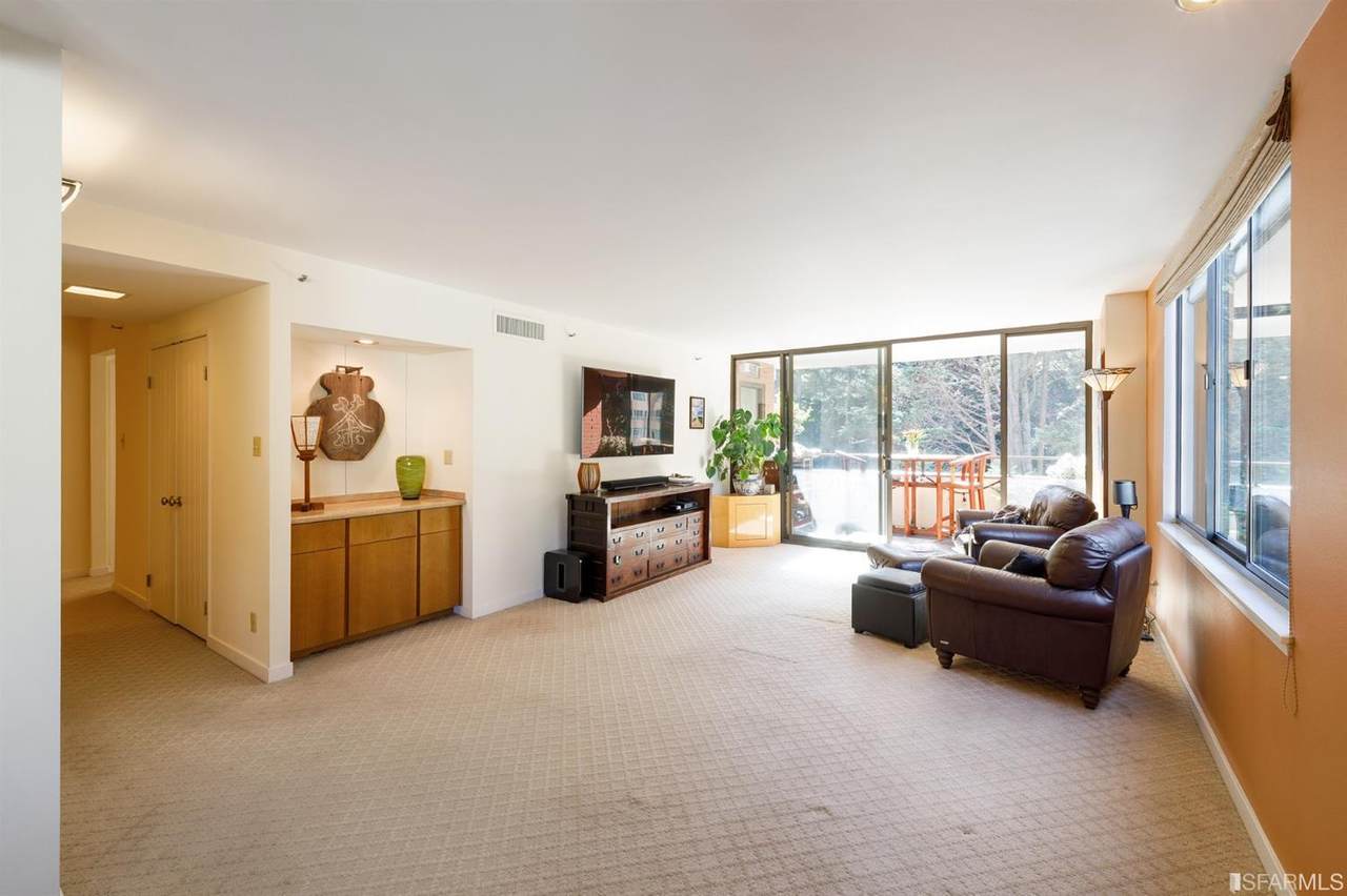 101 Lombard - Photo 1