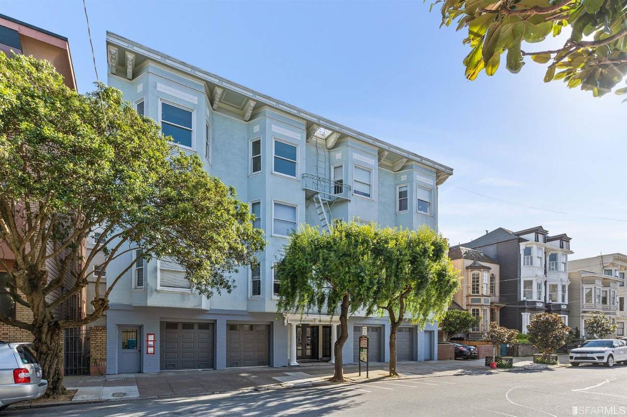 2921 Washington Street - Photo 1