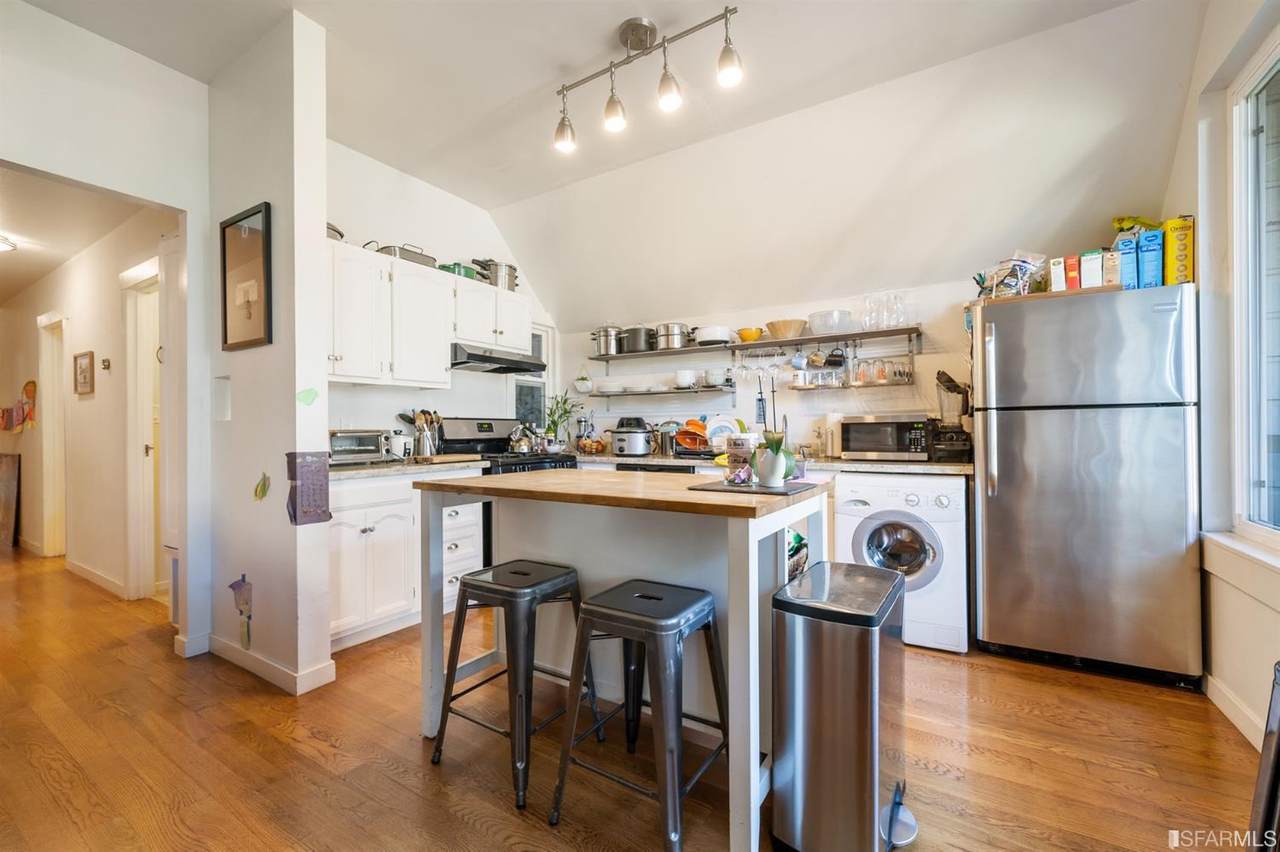 1112 18th Street - Photo 1