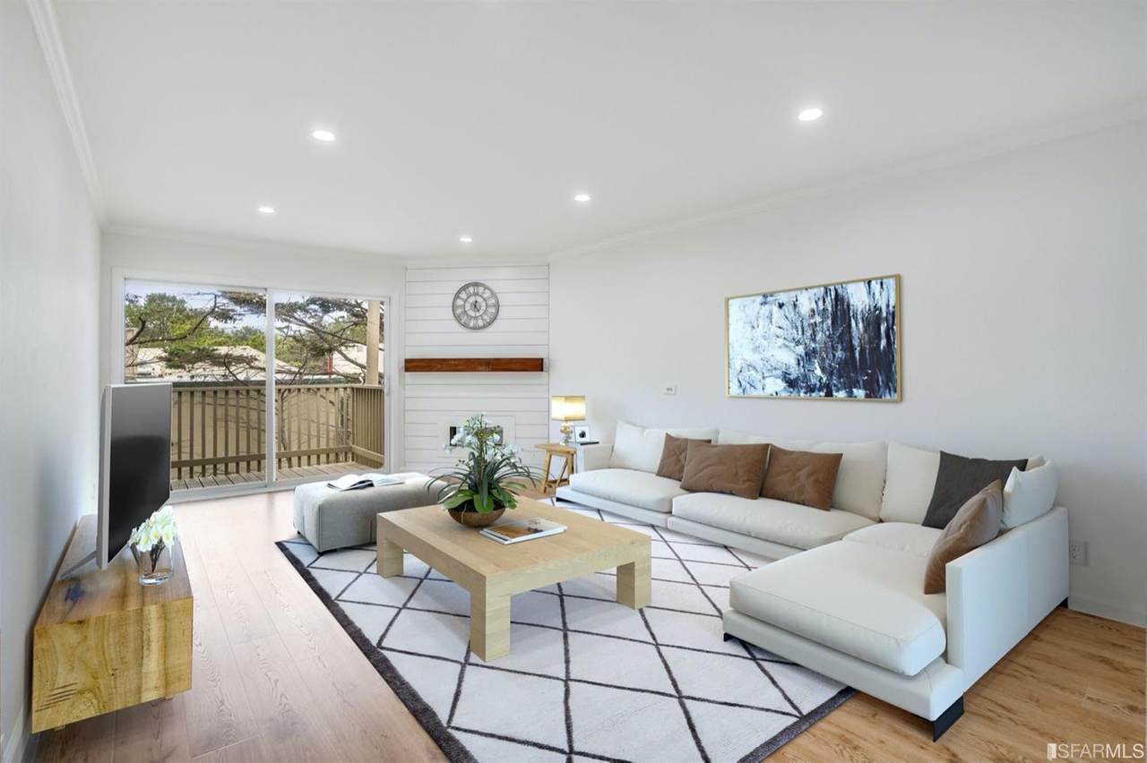 359 Half Moon Lane - Photo 1
