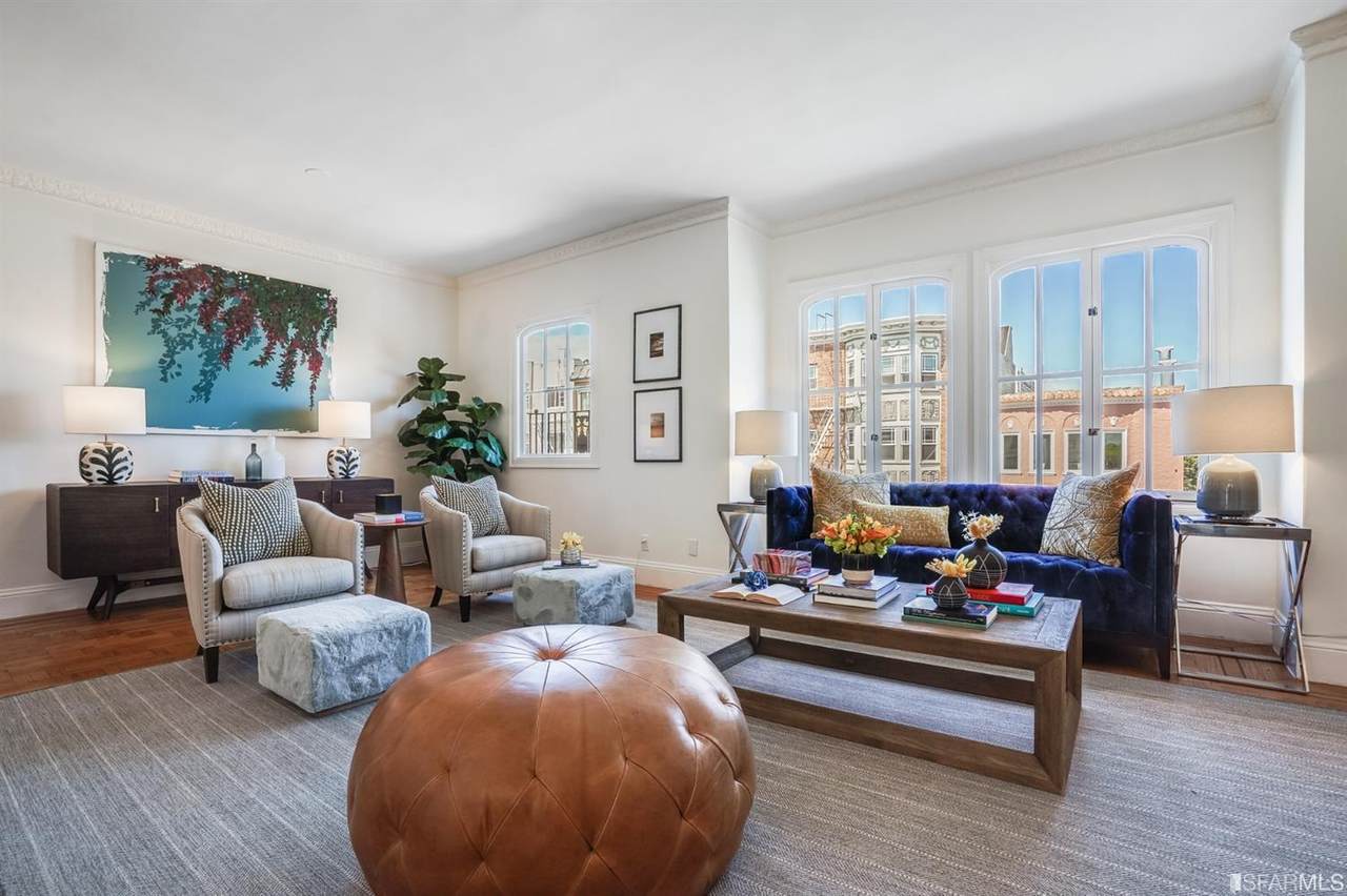 2443 Chestnut Street - Photo 1