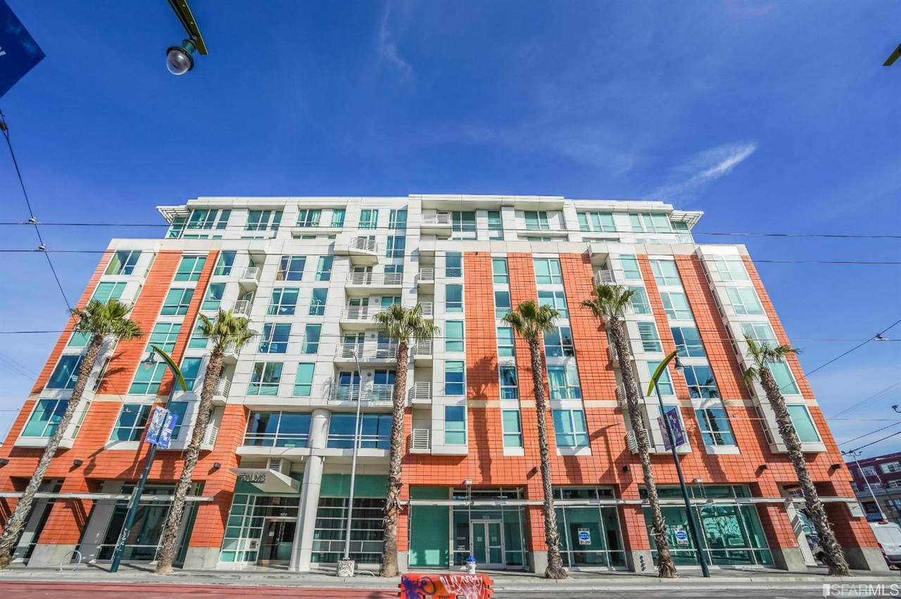 555 4th Street - Photo 1