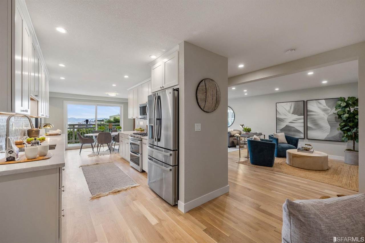 175 Villa Terrace - Photo 1