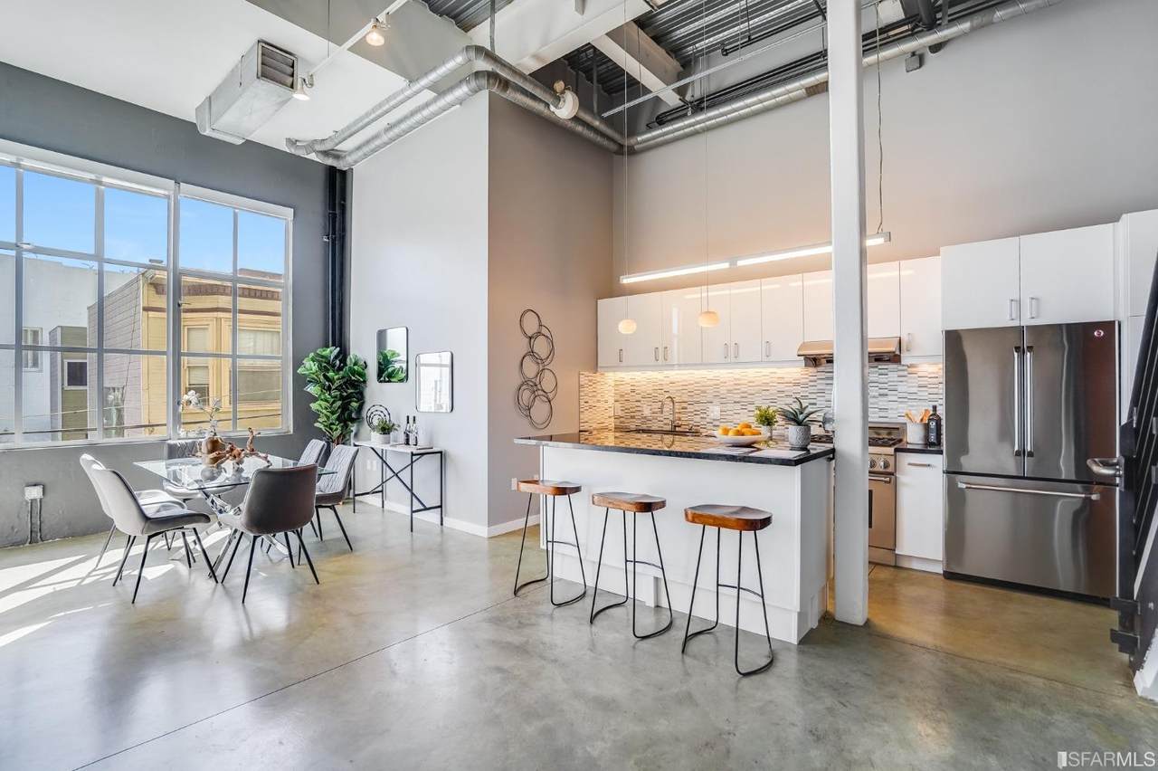 73 Sumner Street - Photo 1