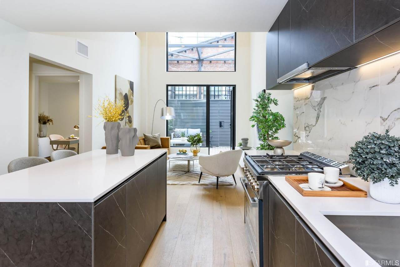 230 7th Street - Photo 1