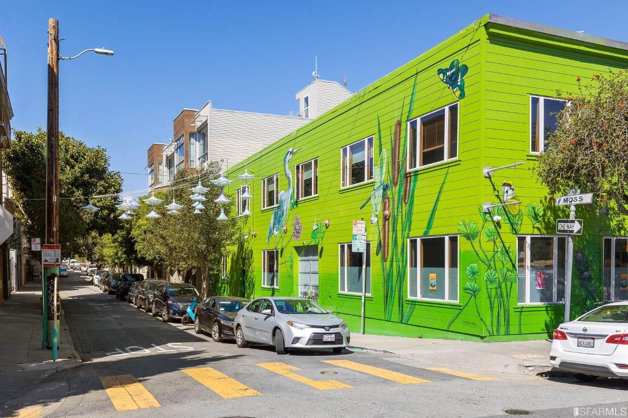 75 Moss Street - Photo 1