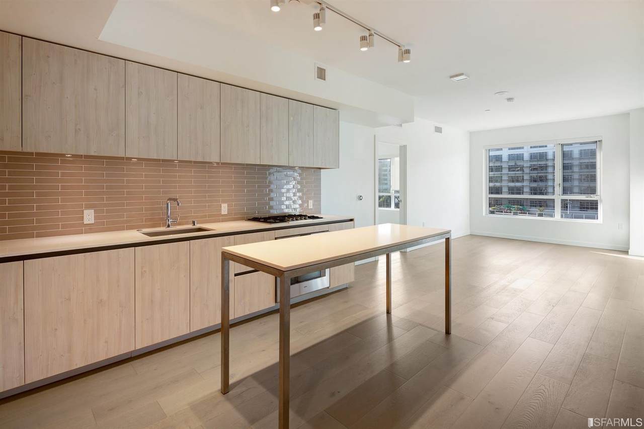 110 Channel Street - Photo 1