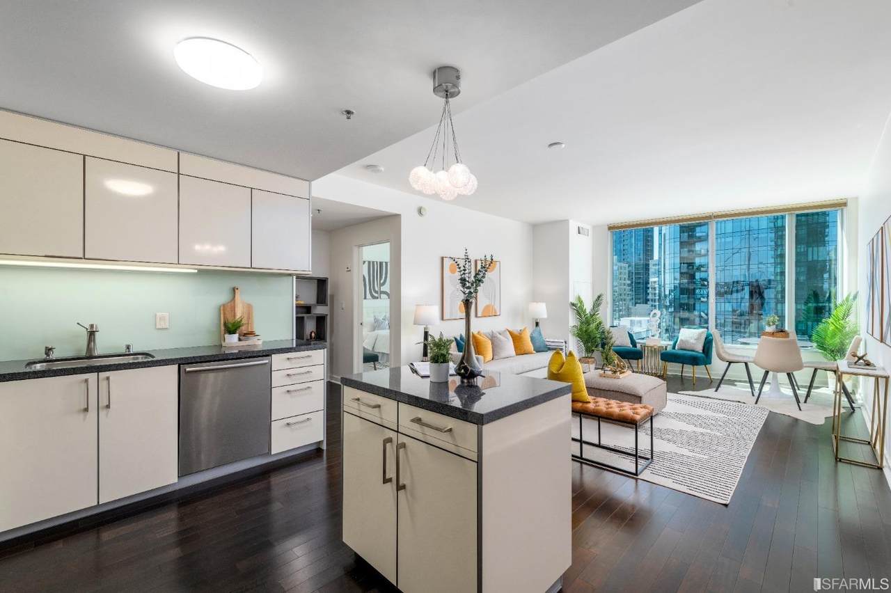 338 Spear Street - Photo 1