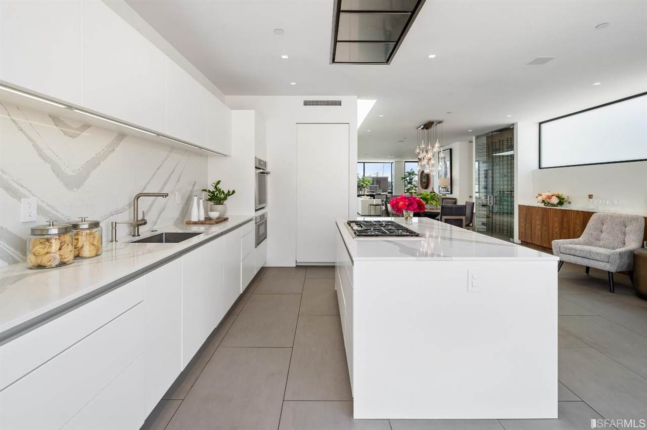 2922 Franklin Street - Photo 1
