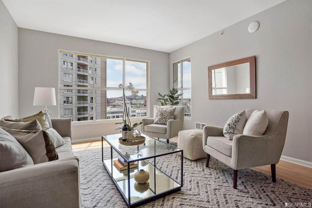 140 South Van Ness Avenue - Photo 1