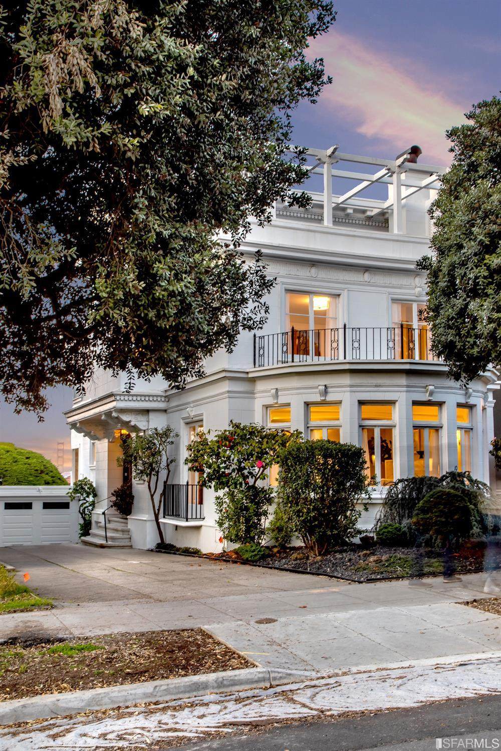 10 Sea Cliff Avenue - Photo 1