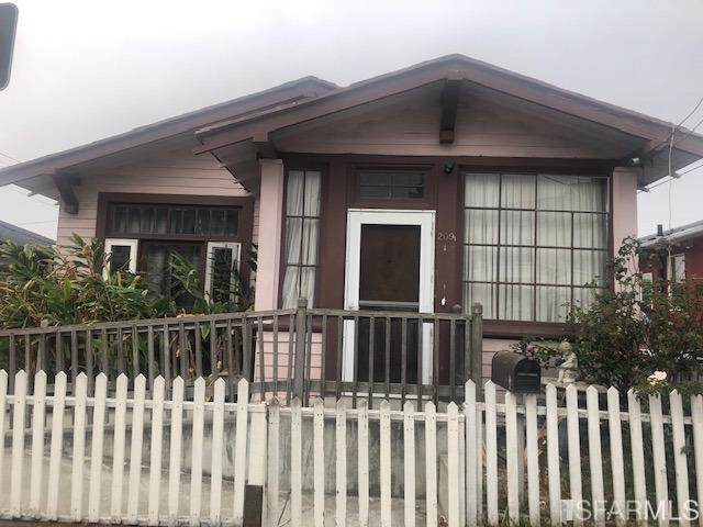 209 Juniper Avenue - Photo 1