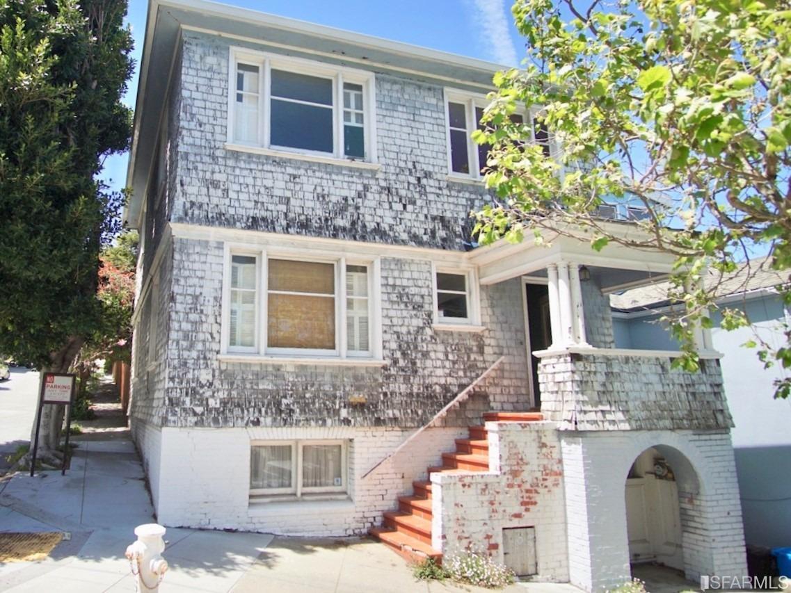 258 Caselli Avenue - Photo 1