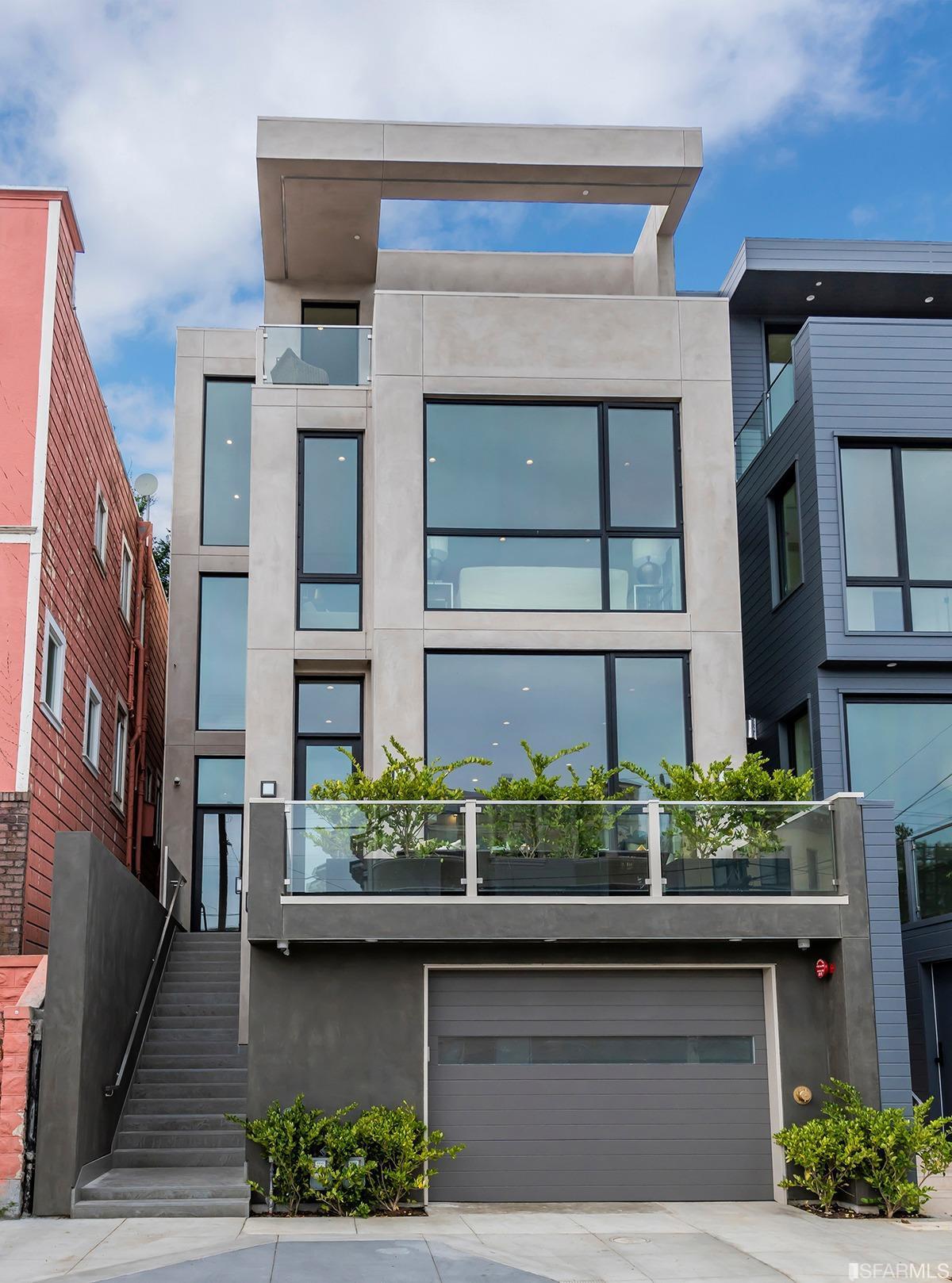 1169 Stanyan Street - Photo 1