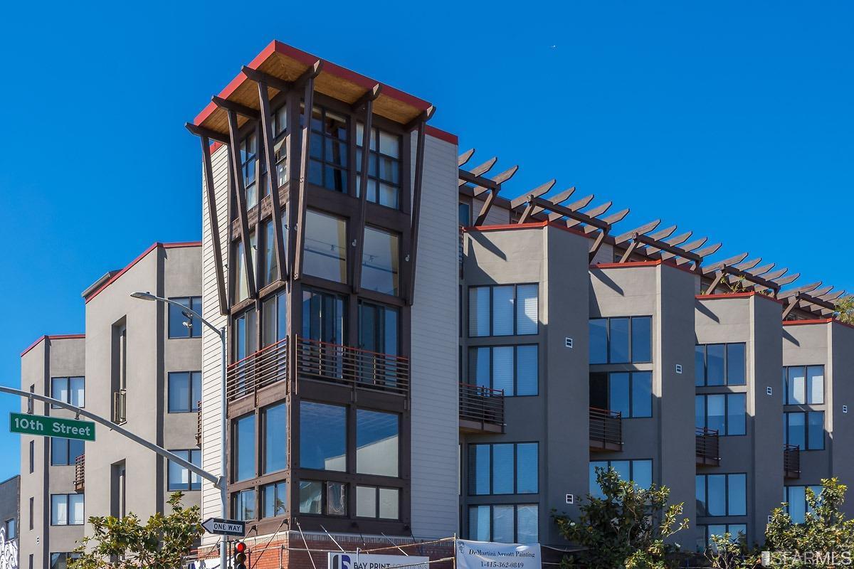 380 10th Street - Photo 1