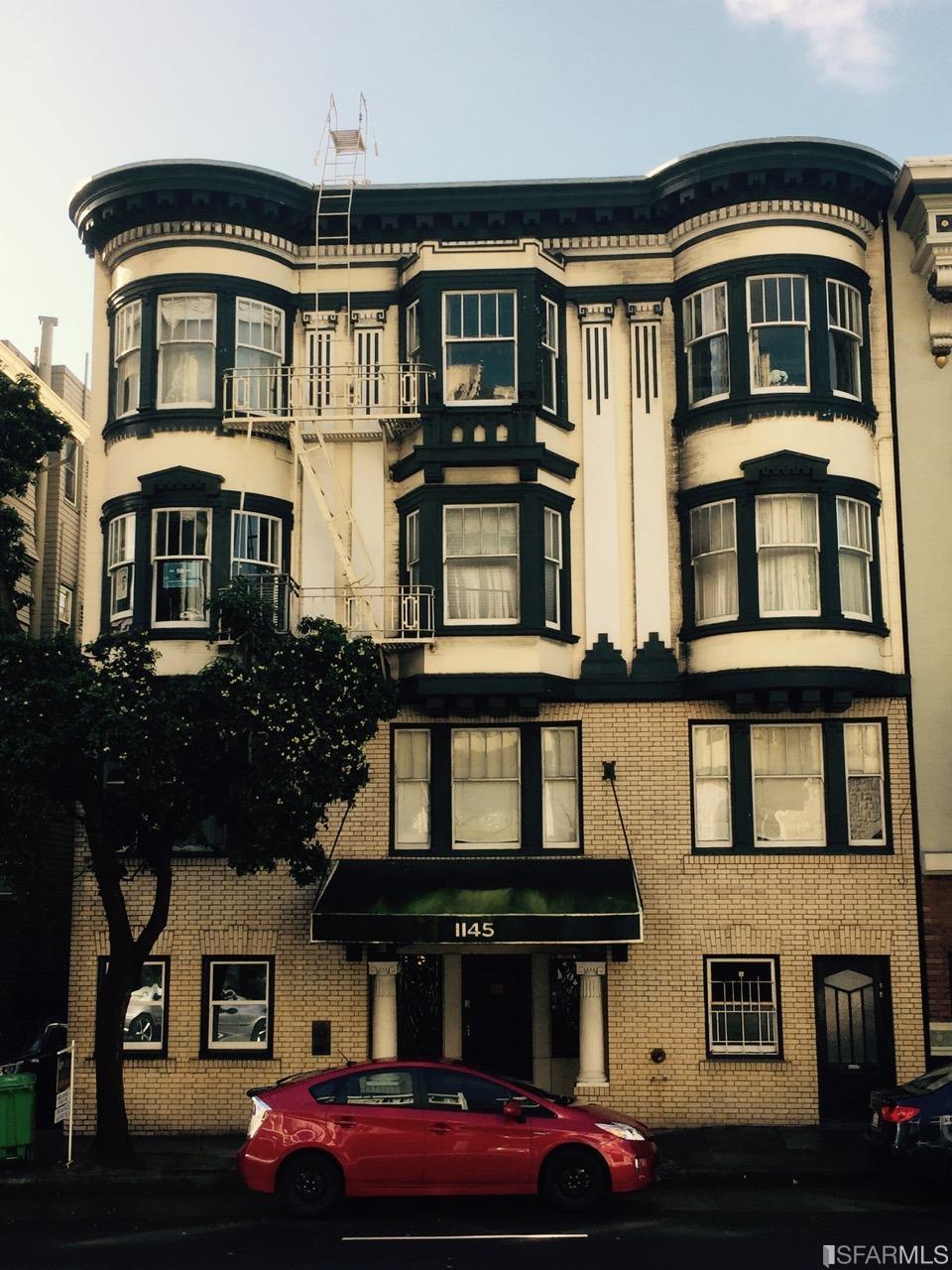 1145 Pine - Photo 1
