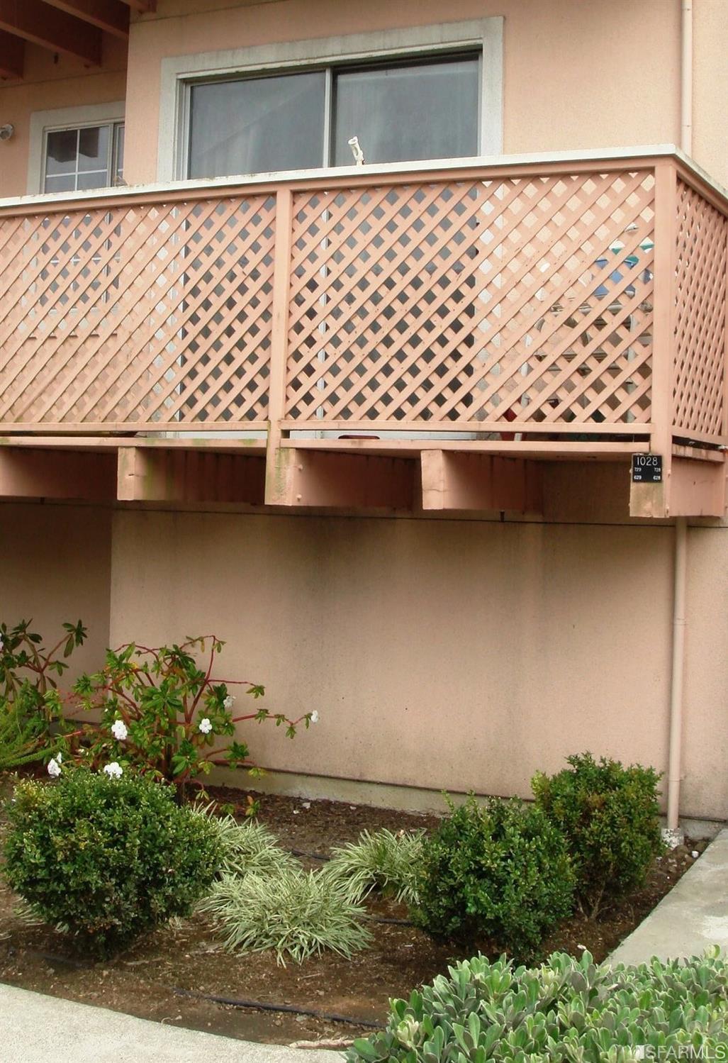 1028 San Luis Circle - Photo 1