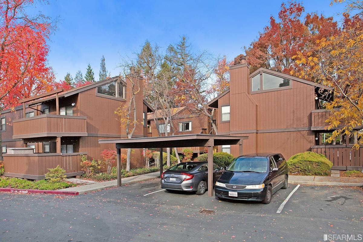 843 Camelback Place - Photo 1