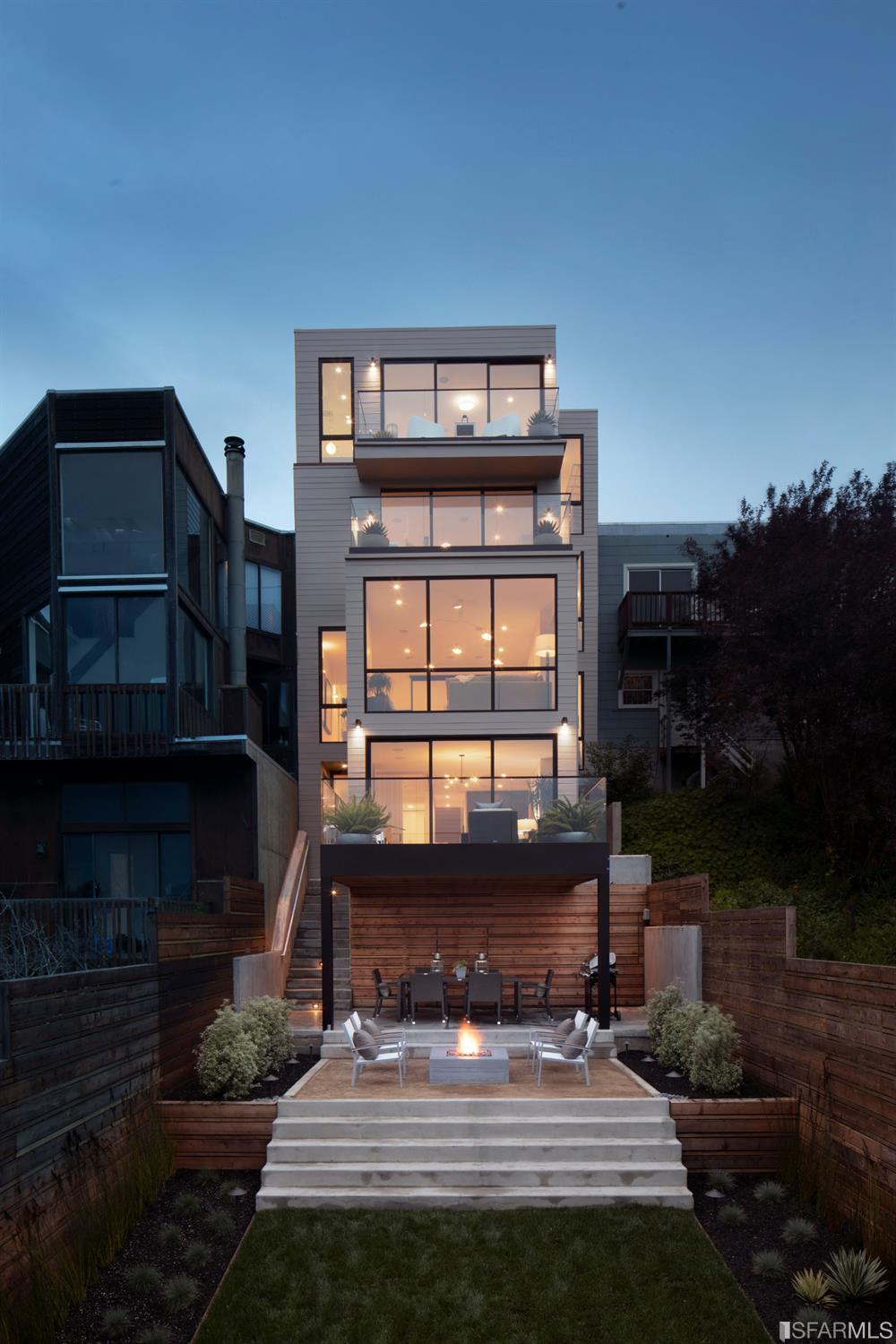 139 Grand View Avenue - Photo 1