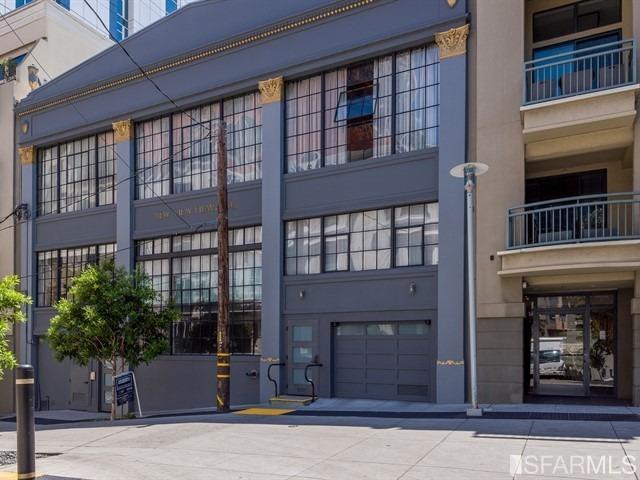 75 Lansing Street - Photo 1