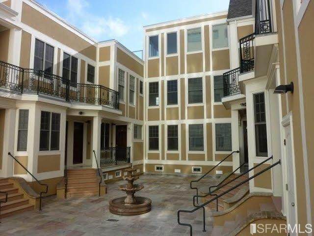 1117 Green Street - Photo 1