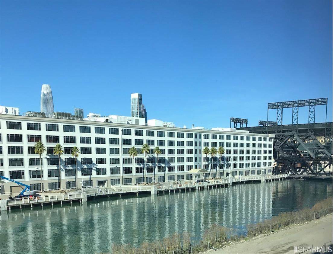 110 Channel Street - Photo 1