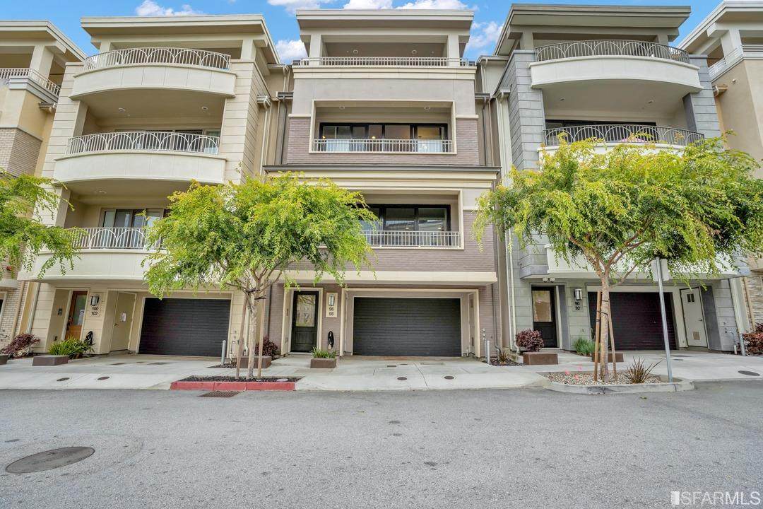 98 Summit Way - Photo 1
