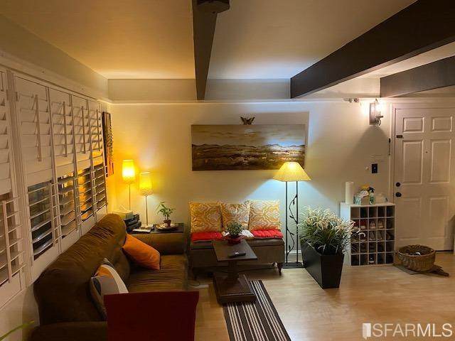 585 Villa Street - Photo 1