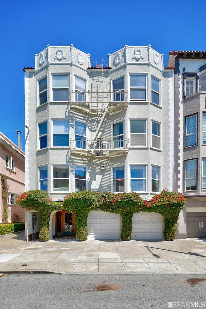 3824 Scott Street - Photo 1